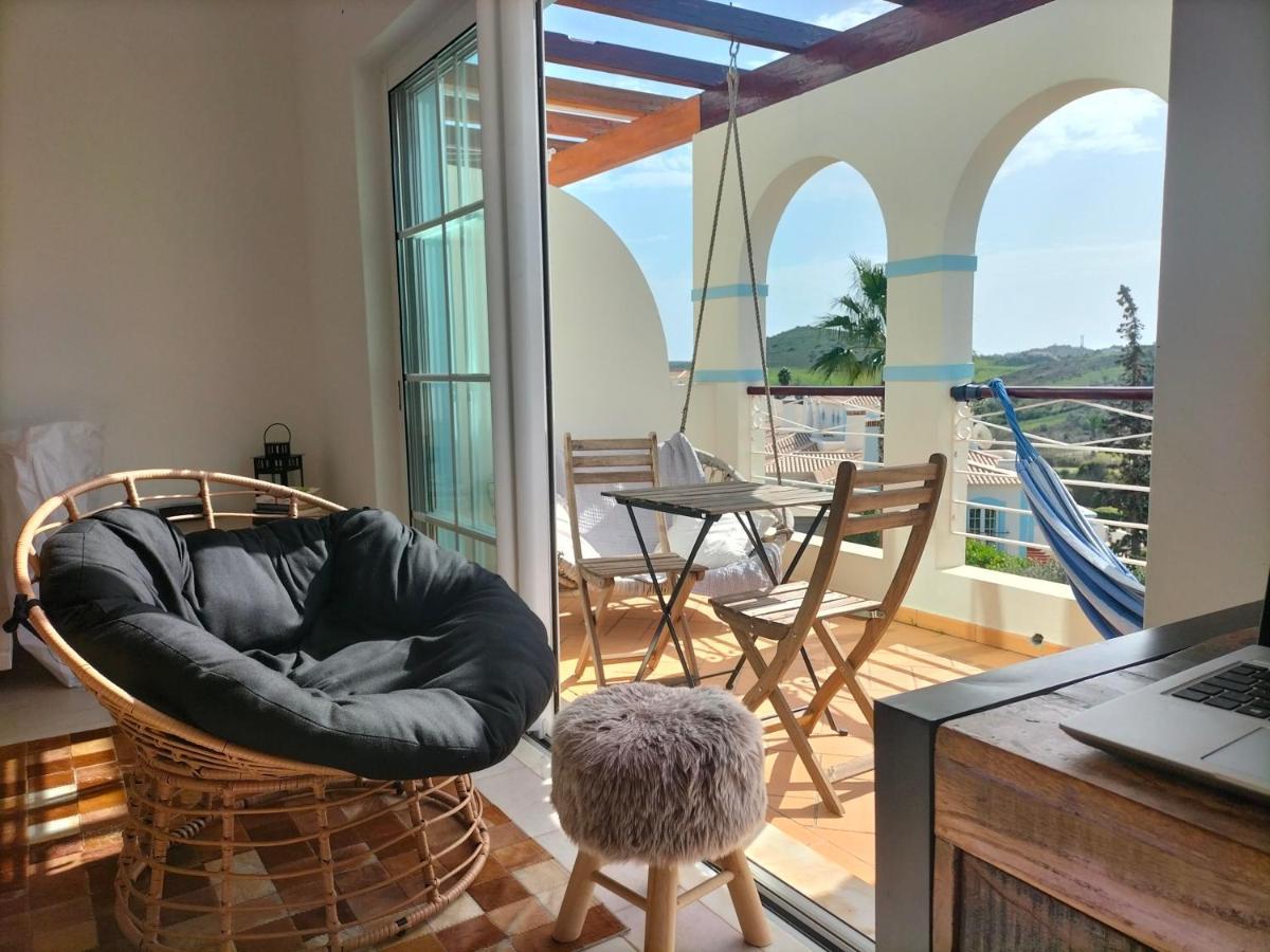 Komfortables Town House In Traumhafter Lage Budens Buitenkant foto