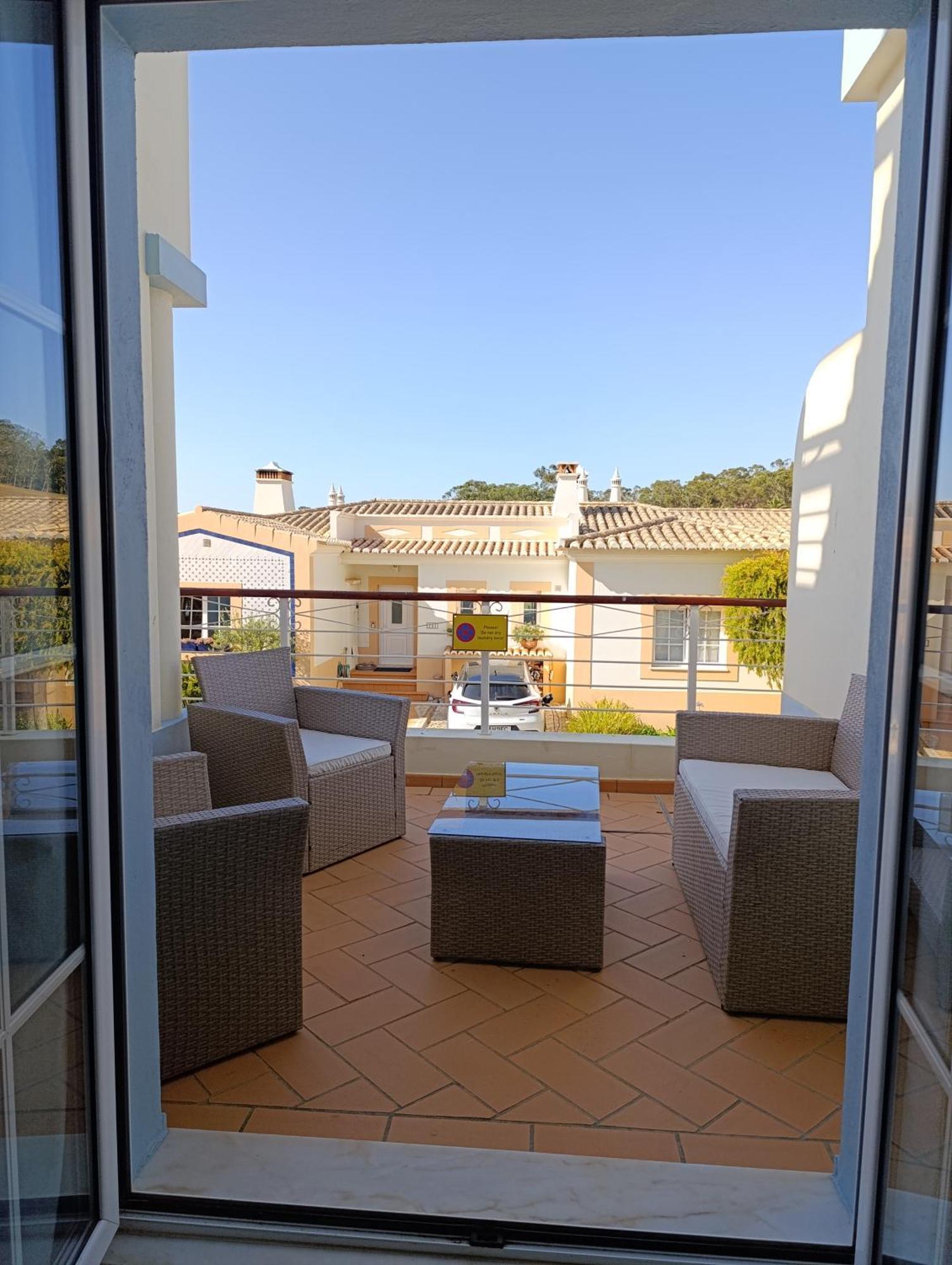 Komfortables Town House In Traumhafter Lage Budens Buitenkant foto